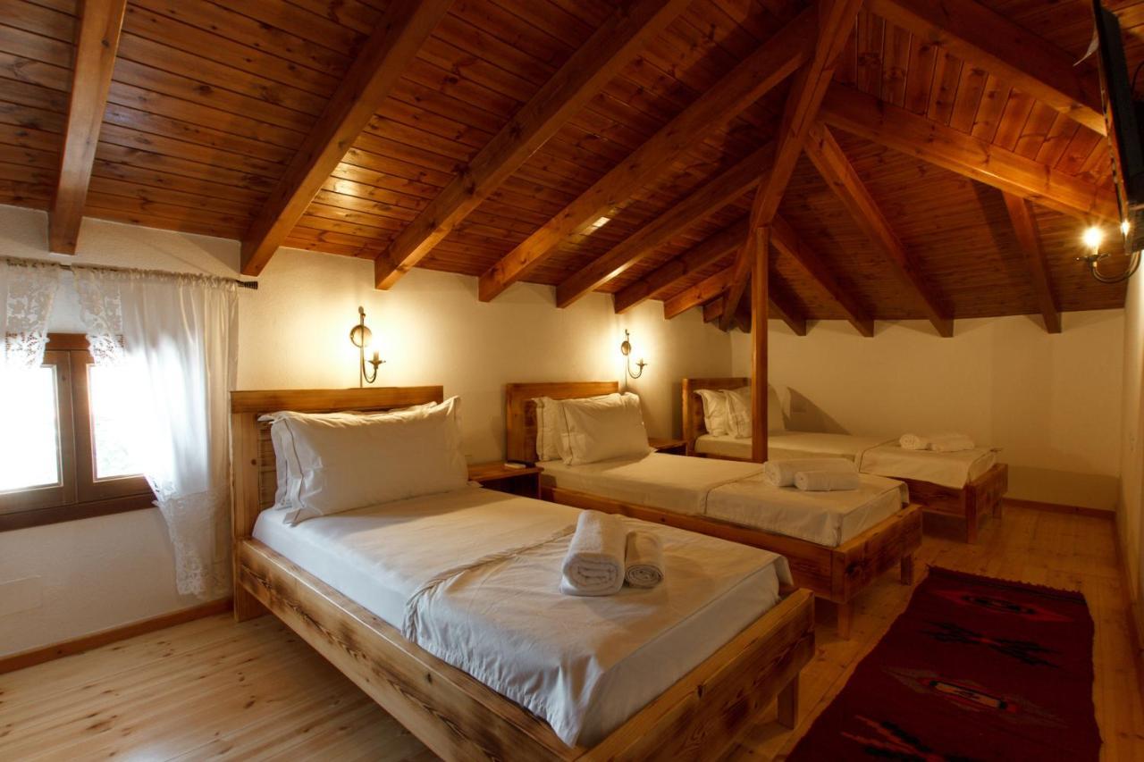 Hotel Sarajet 1821 Gjirokastër Extérieur photo
