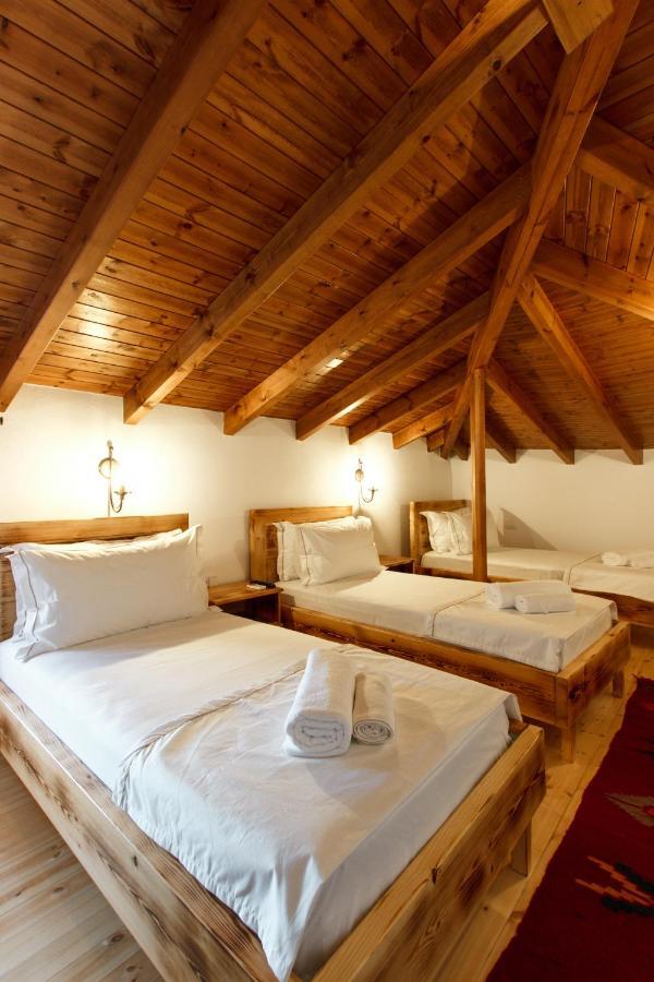 Hotel Sarajet 1821 Gjirokastër Extérieur photo