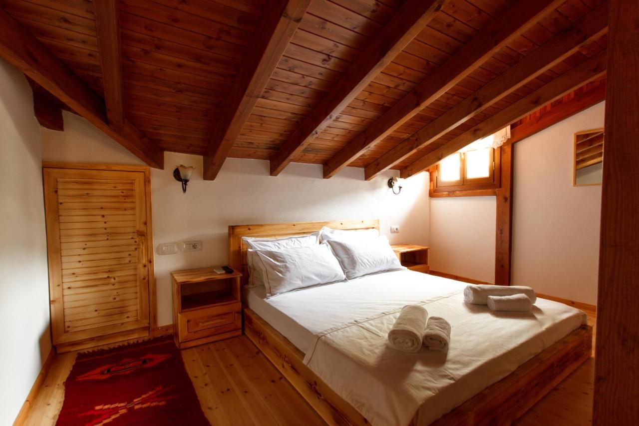 Hotel Sarajet 1821 Gjirokastër Extérieur photo
