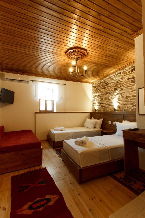 Hotel Sarajet 1821 Gjirokastër Extérieur photo