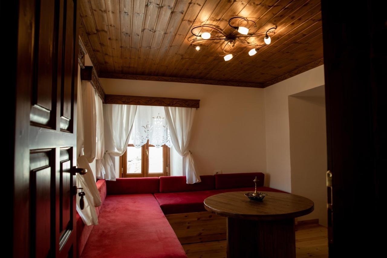 Hotel Sarajet 1821 Gjirokastër Extérieur photo
