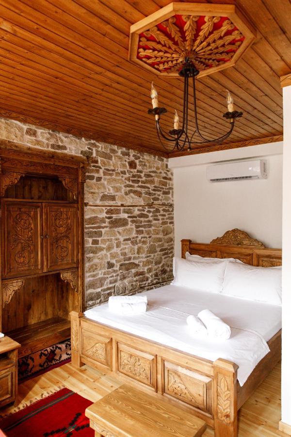 Hotel Sarajet 1821 Gjirokastër Extérieur photo