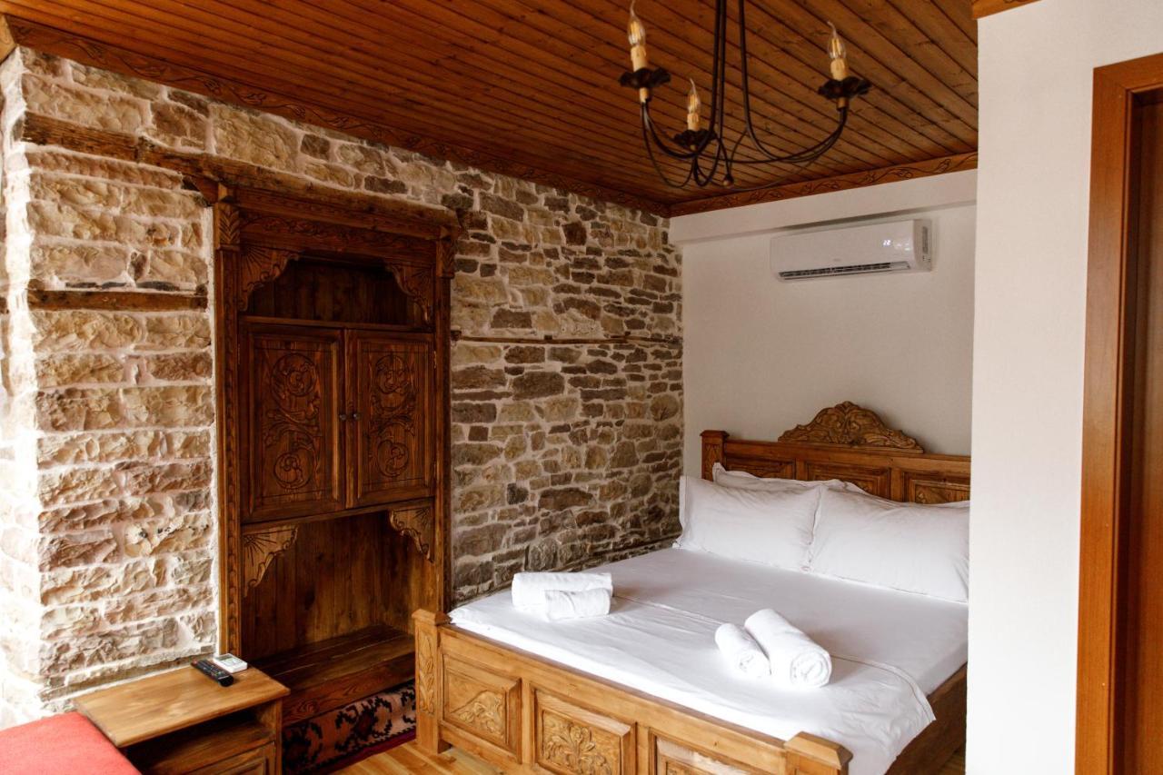 Hotel Sarajet 1821 Gjirokastër Extérieur photo